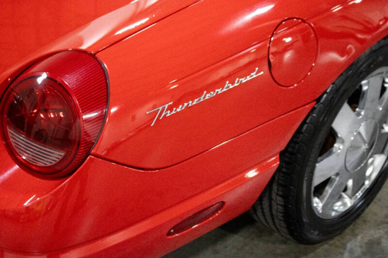 2002 Ford Thunderbird Deluxe