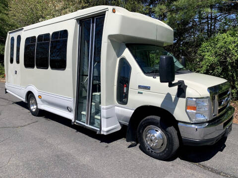 2014 Ford E-450