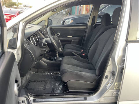 2012 Nissan Versa 1.8 S