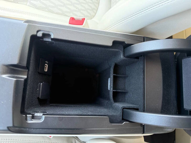 2019 Lincoln Nautilus Black Label