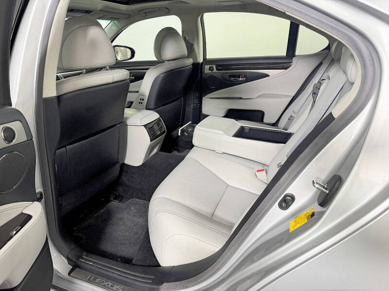 2014 Lexus LS 460