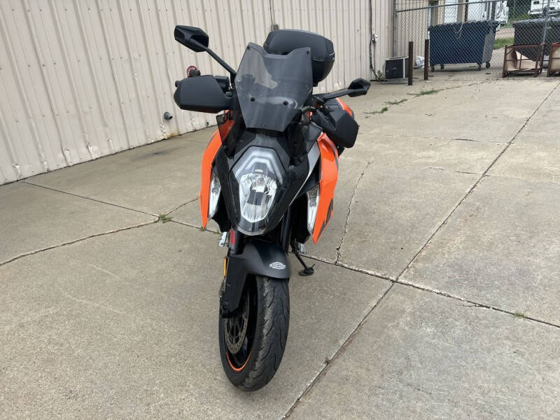 2017 KTM 1290 Super Duke GT