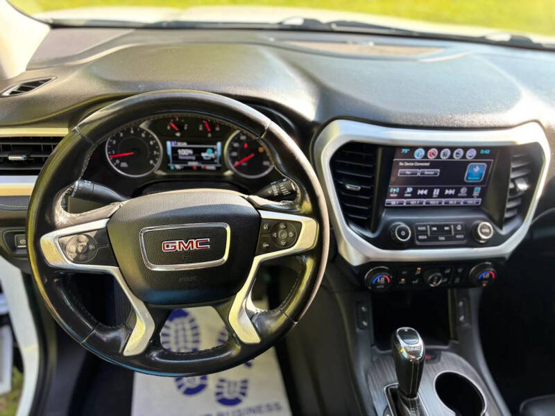 2019 GMC Acadia SLT-1