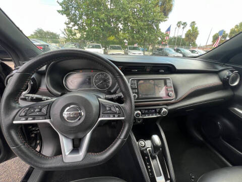 2020 Nissan Kicks SR