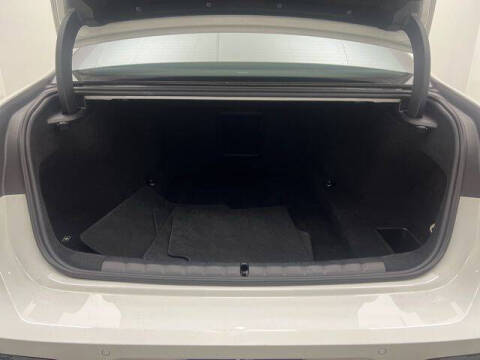 2025 BMW 7 Series 740i xDrive