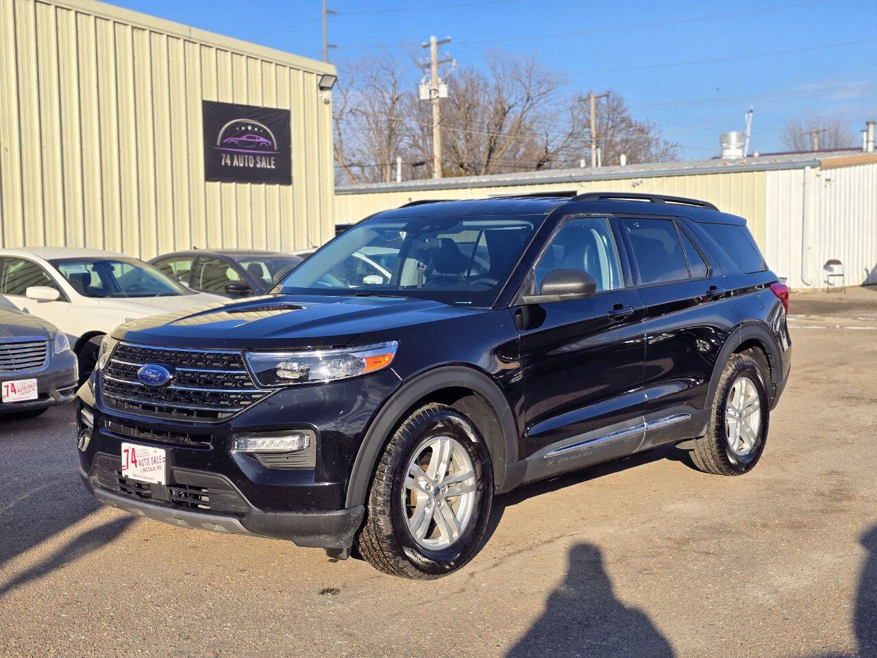 Black 2020 Ford Explorer XLT AWD XLT 4dr SUV 2