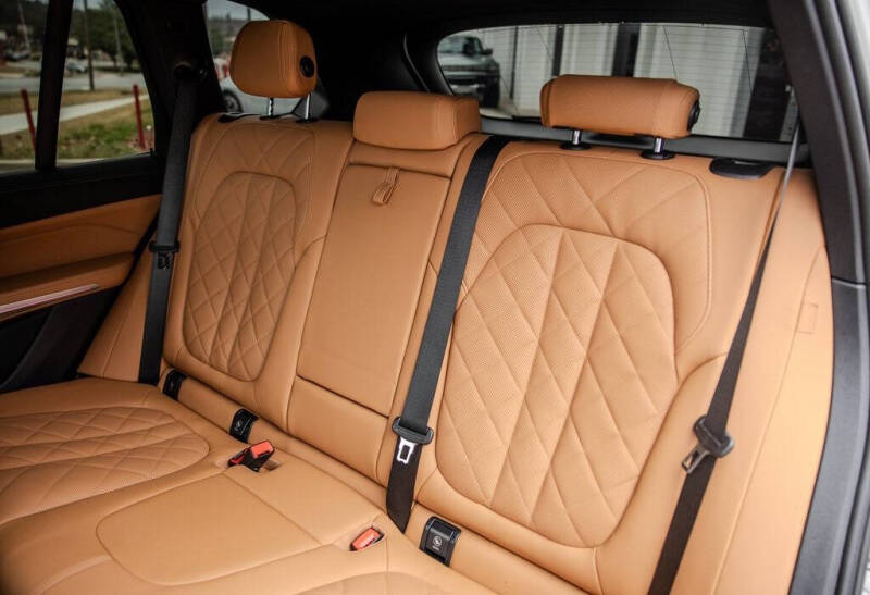 2025 BMW X5 sDrive40i