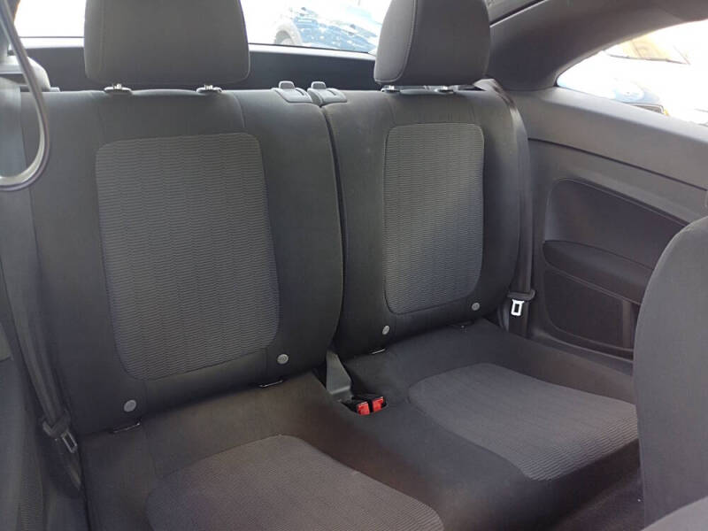 2013 Volkswagen Beetle 2.5L Entry PZEV