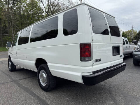 2002 Ford E-Series E-350 SD XLT