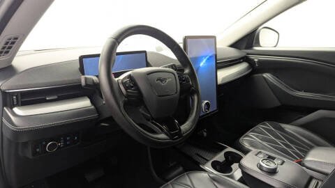 2023 Ford Mustang Mach-E Select