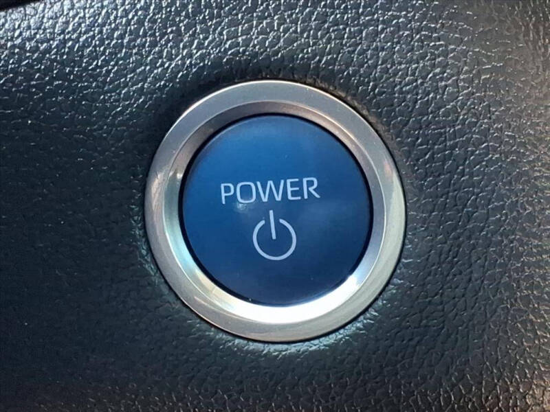 2023 Toyota Sequoia SR5