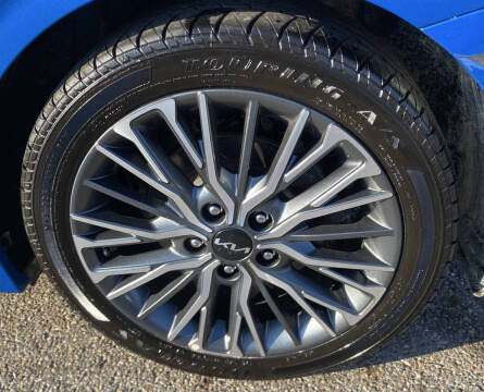 2022 Kia Forte GT Line