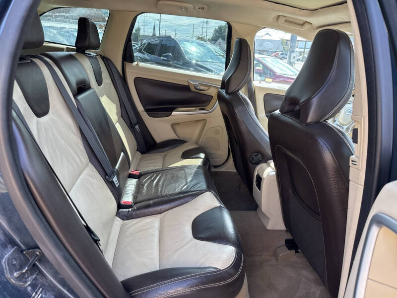 2011 Volvo XC60 3.2 R-Design