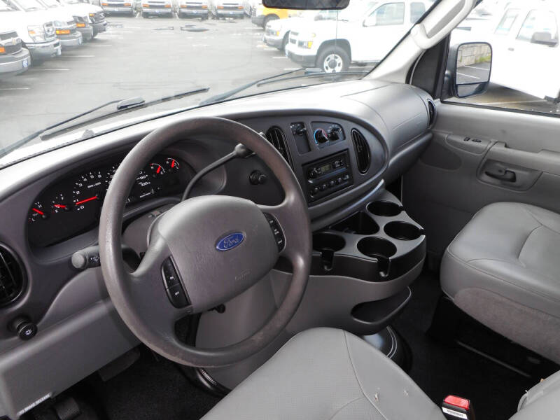 2006 Ford E-Series E-250