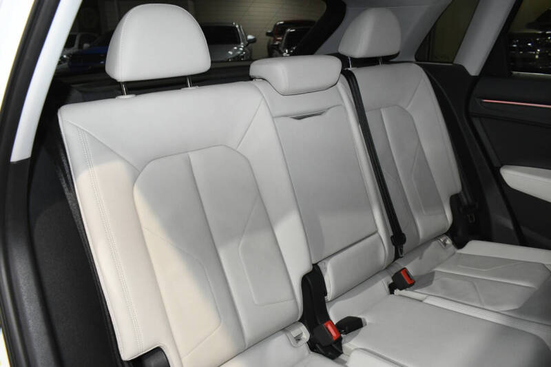 2021 Audi Q3 quattro S line Prem Plus 45 TFSI