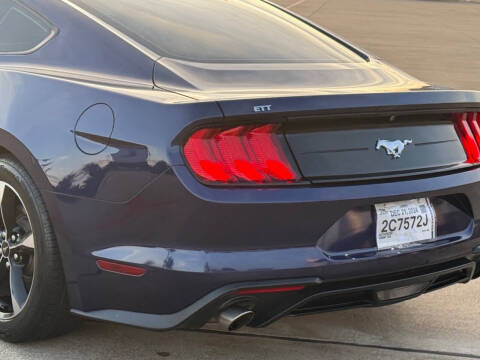 2018 Ford Mustang EcoBoost