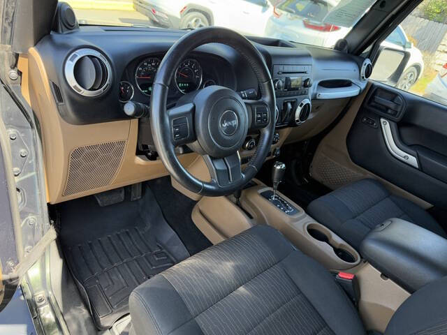 2012 Jeep Wrangler Sahara