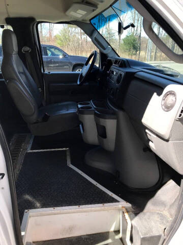 2013 Ford E-Series E-150