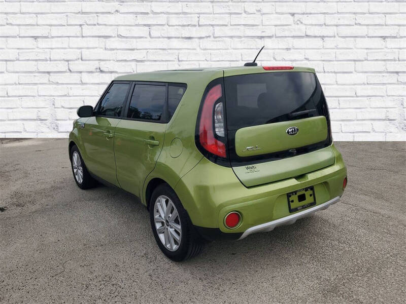 2017 Kia Soul +