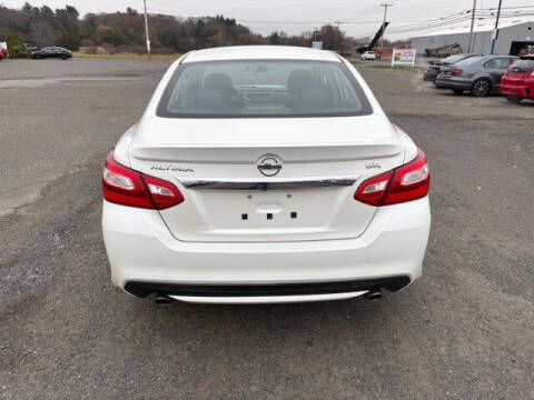 2016 Nissan Altima 2.5 SR