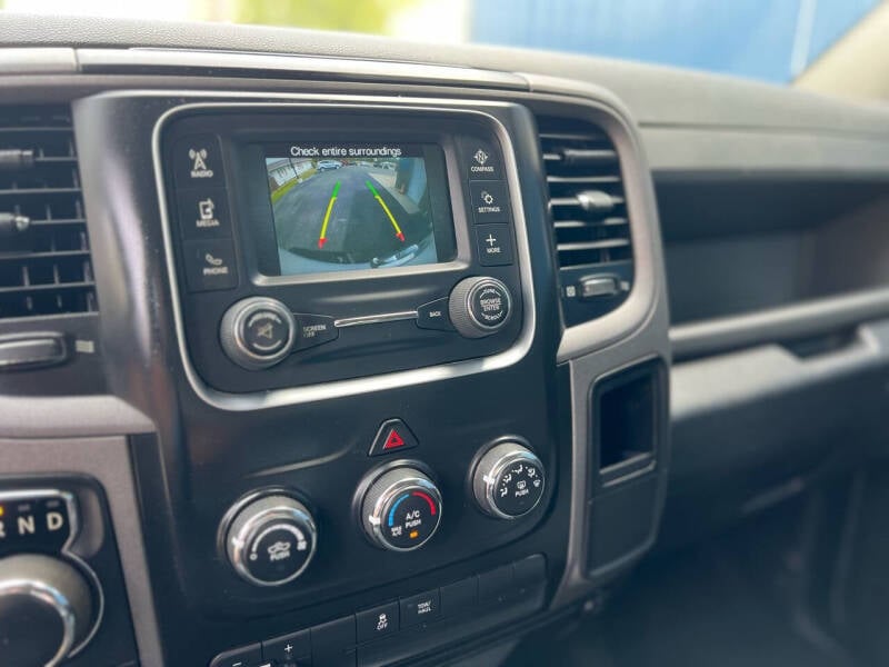 2016 RAM Ram 1500 Pickup Tradesman photo 11