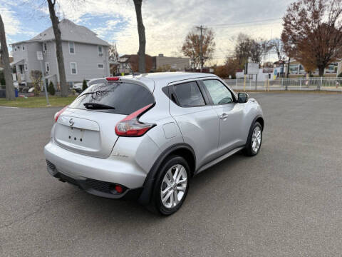 2015 Nissan JUKE SV