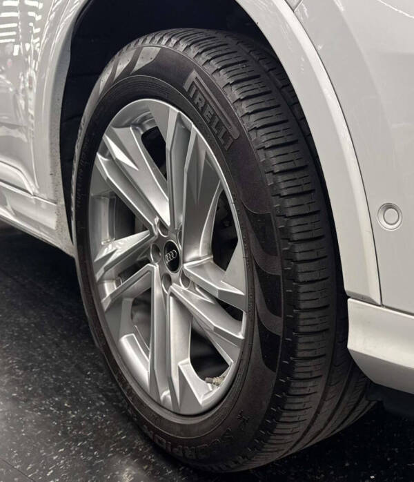 2024 Audi Q7 quattro Premium Plus 55 TFSI