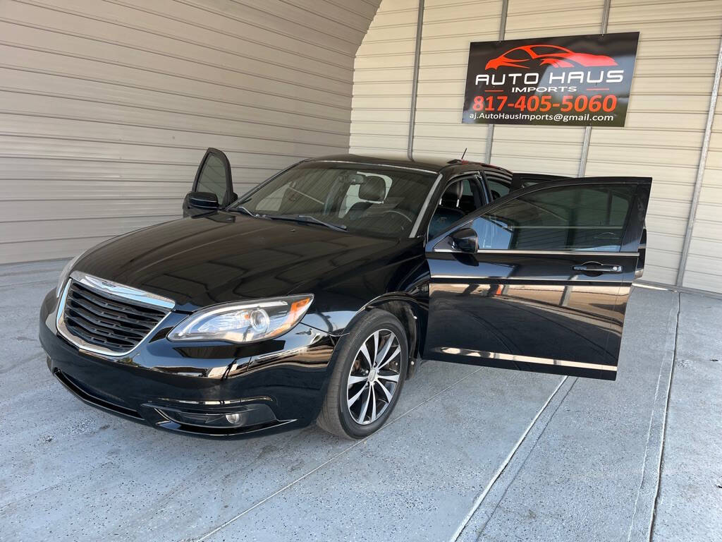 2011 Chrysler 200 for sale at Auto Haus Imports in Grand Prairie, TX