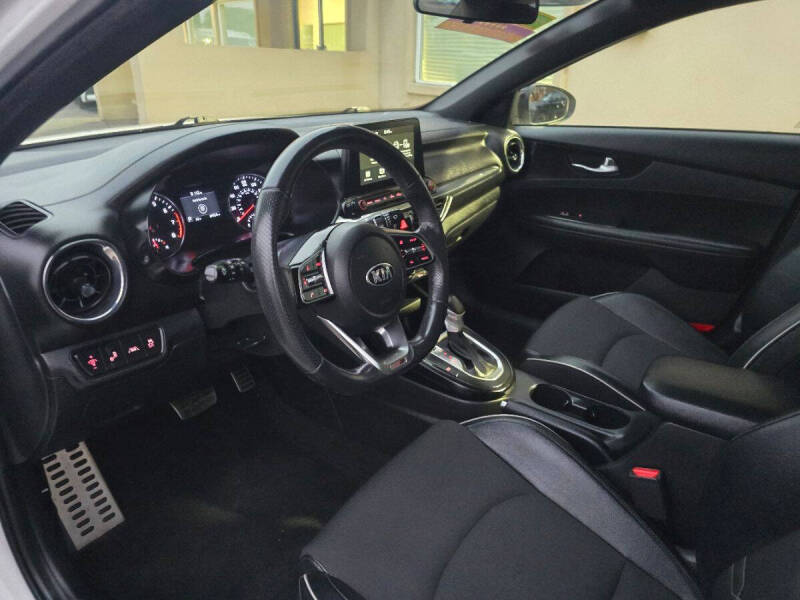 2021 Kia Forte GT Line