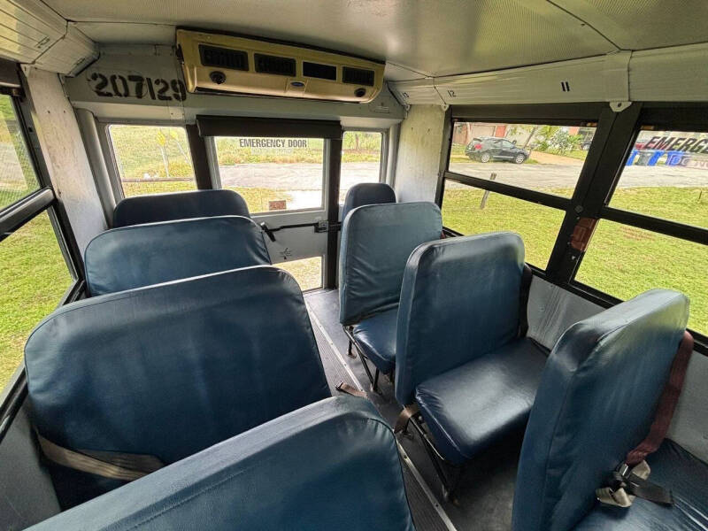 2008 Freightliner B2 Chassis