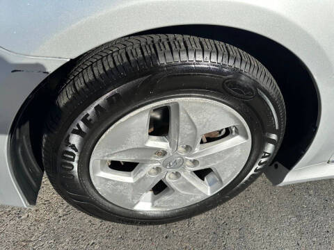 2012 Hyundai Sonata Hybrid