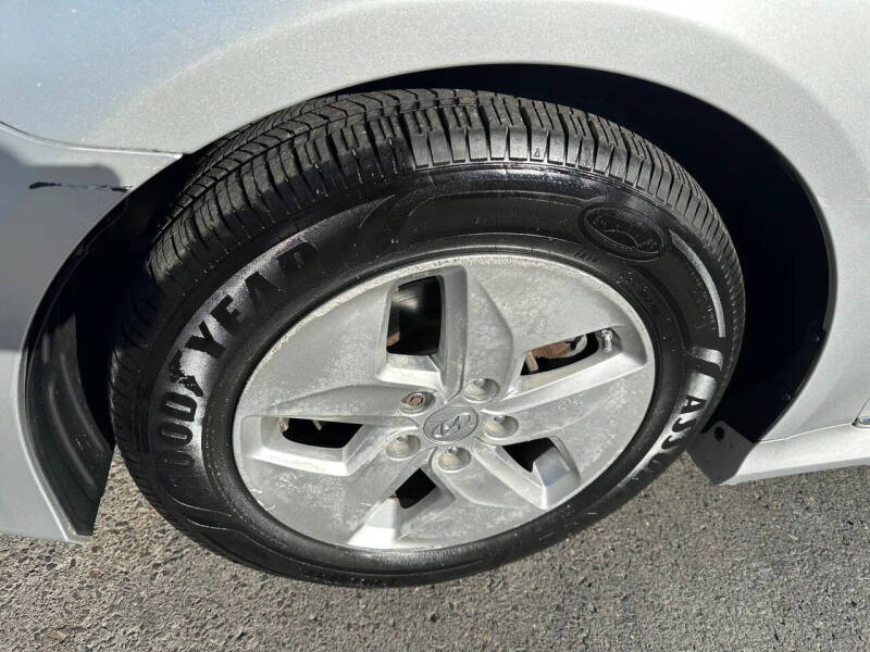 2012 Hyundai Sonata Hybrid