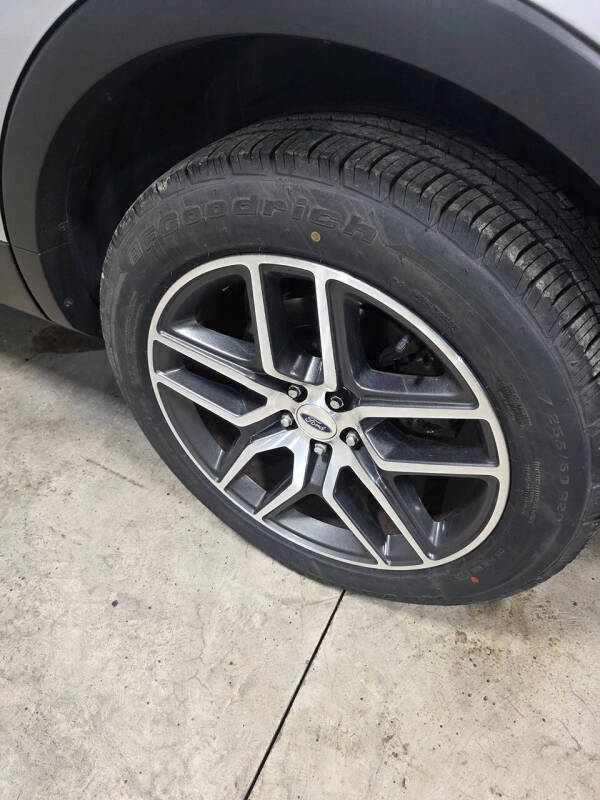 2016 Ford Explorer Sport