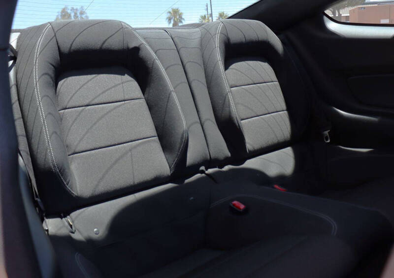 2015 Ford Mustang V6