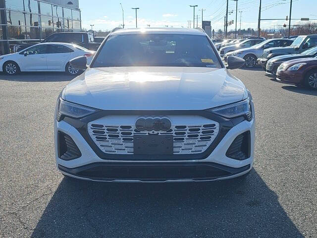 2024 Audi Q8 e-tron quattro Prestige