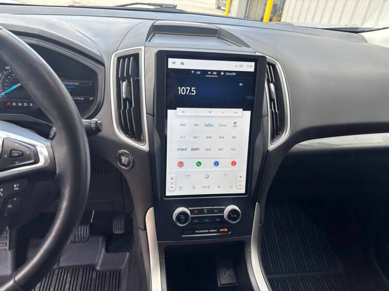 2023 Ford Edge