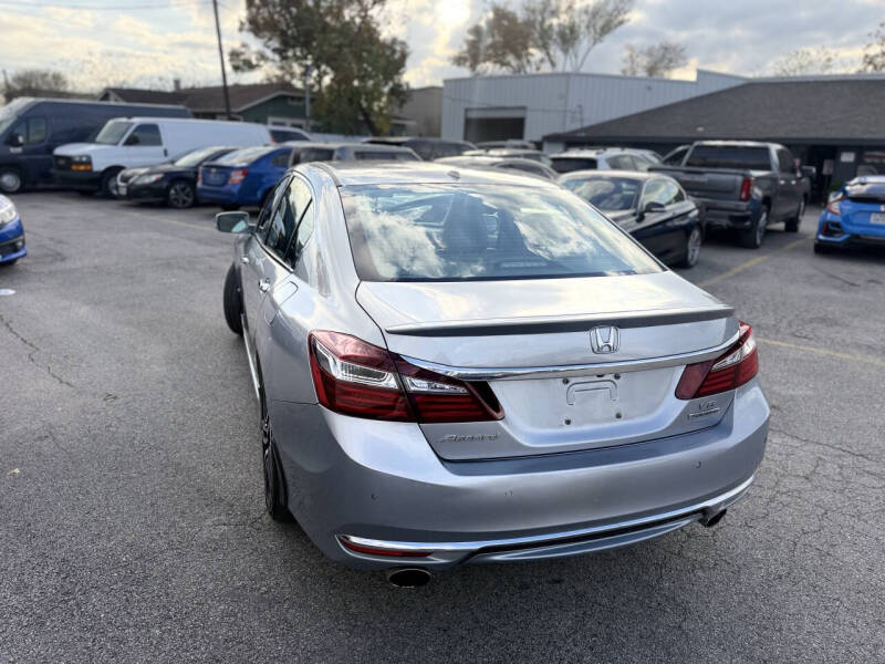 2017 Honda Accord Touring