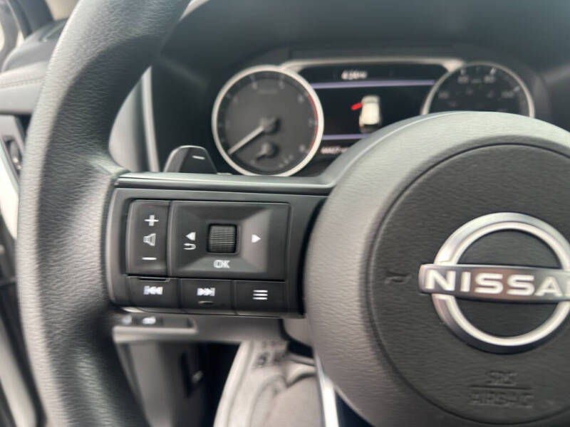 2024 Nissan Rogue SV