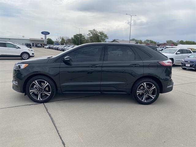2023 Ford Edge ST
