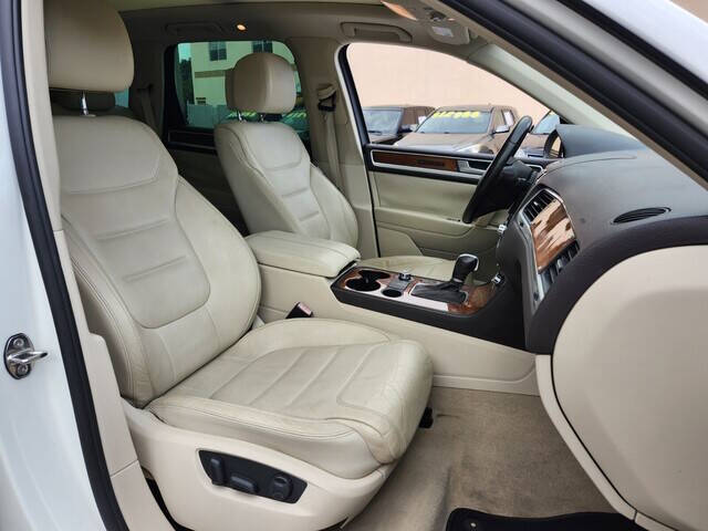 2012 Volkswagen Touareg