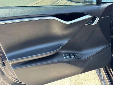 2014 Tesla Model S