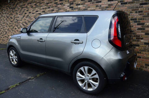 2016 Kia Soul +