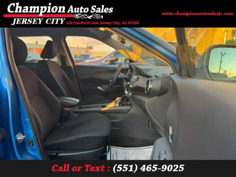 2023 Nissan Kicks SV