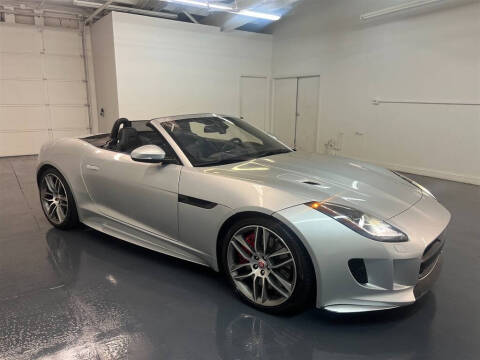 2017 Jaguar F-TYPE R