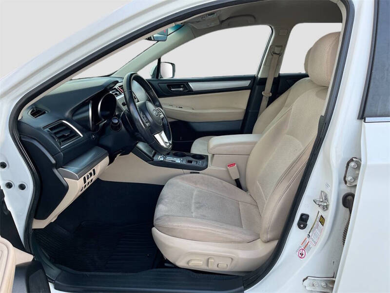 2017 Subaru Outback 2.5i Premium