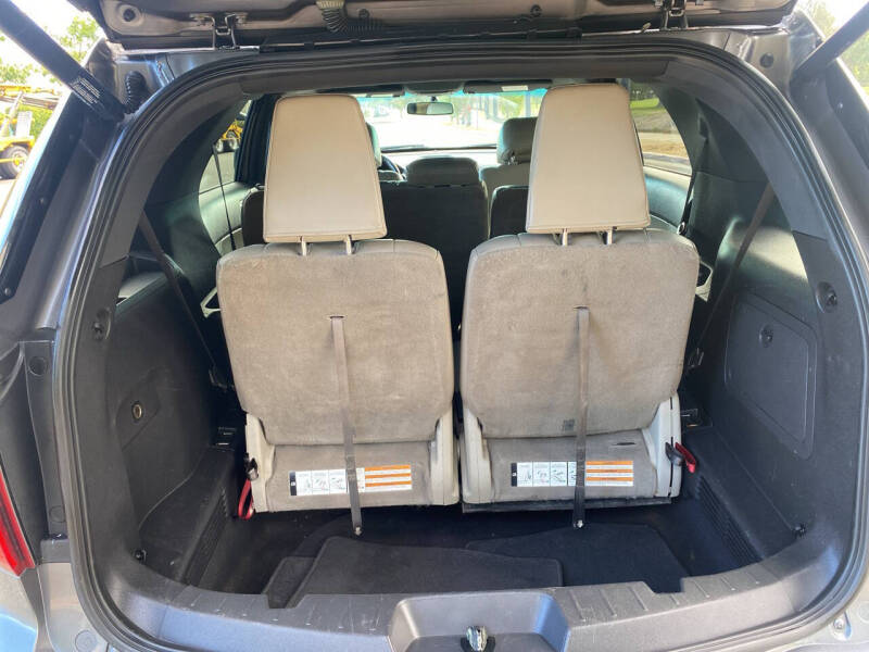 2011 Ford Explorer XLT