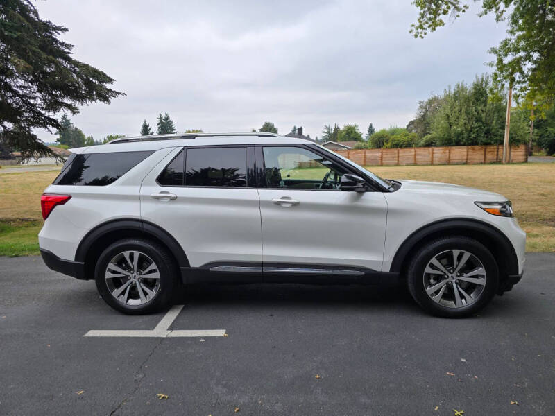 2020 Ford Explorer Platinum