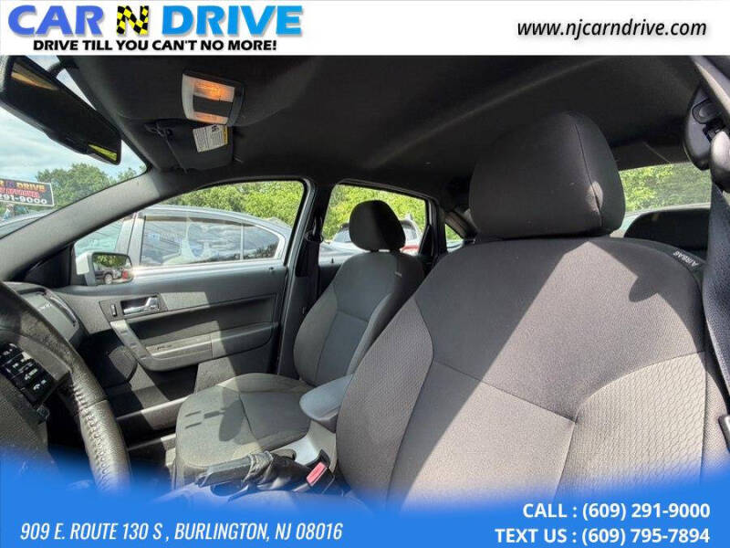 2010 Ford Focus SES