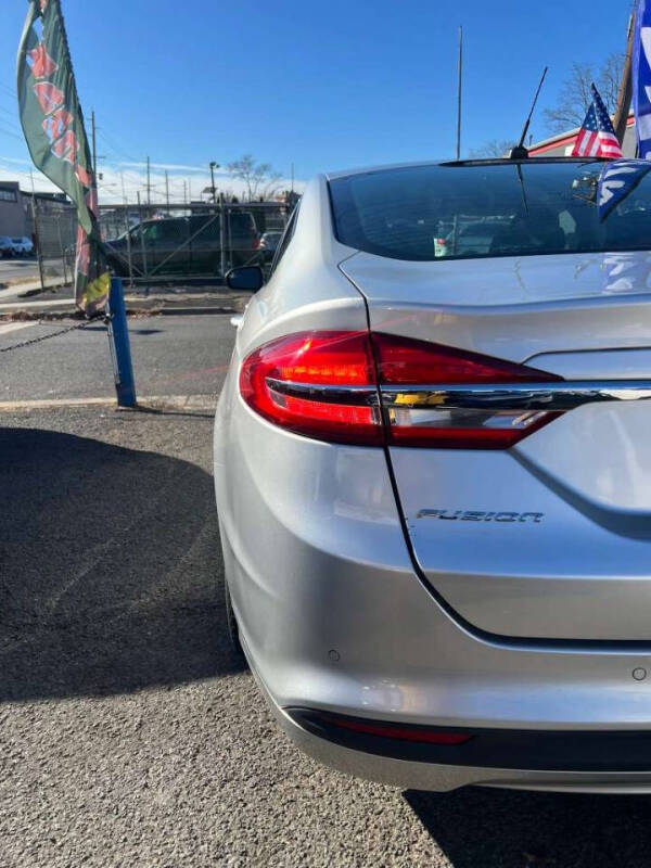 2017 Ford Fusion SE