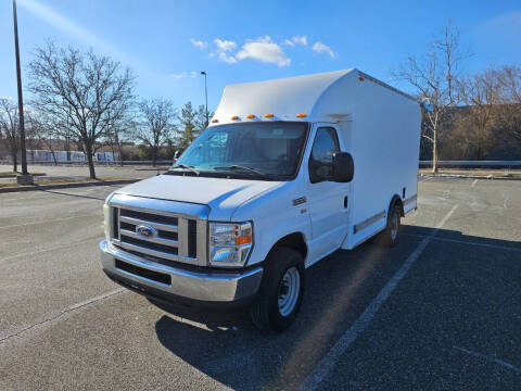 2011 Ford E-Series E-350 SD